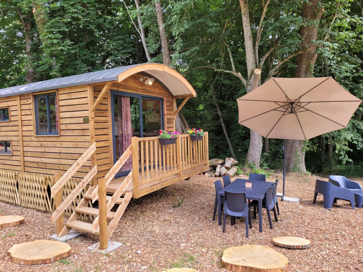 Le Chalet Montegut Coulandon Екстер'єр фото